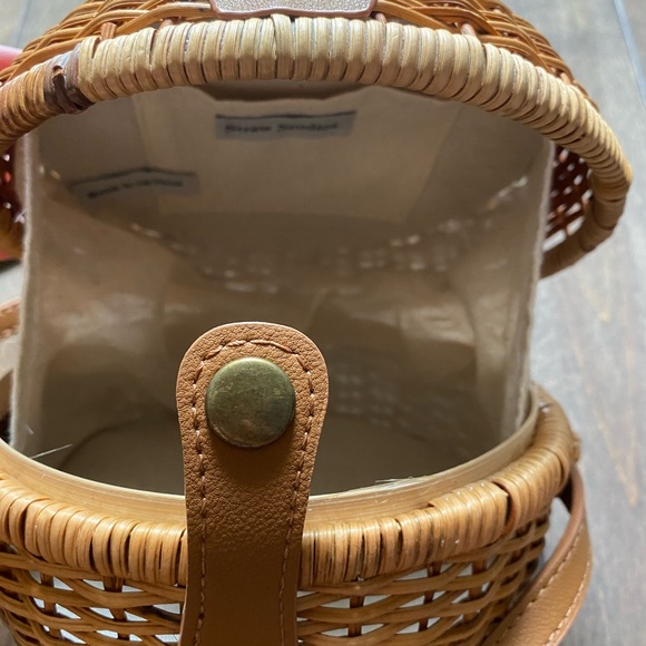 Straw Studios Rattan Crossbody Bag. Brown colour. - Picture 6 of 7